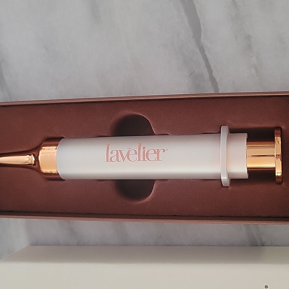 LAVELIER HYDROTHERM Age Defying Syringe ~ BRAND NEW!